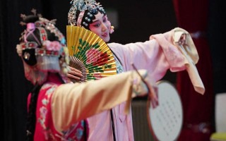 京剧名家刘桂娟爬床，京剧名家刘桂娟爬床唱段